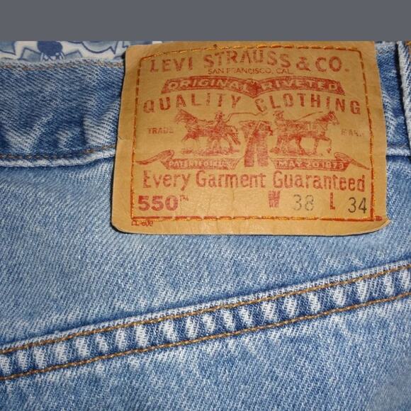 Vintage Levi's red tab 550 men's jeans relaxed fit Size 38x34 - Picture 4 of 7